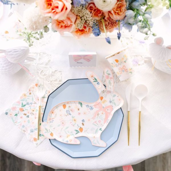 Elegant Floral Bunny Shaped Plates - Imagen 2