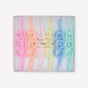 pastel loopy candles